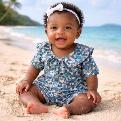 Combishort Fille 3 Mois – Motif Fleuri et Nœud Frontal