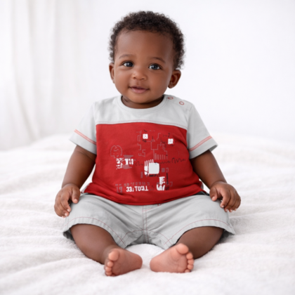Ensemble Garçon 3 Mois – T-shirt Bicolore et Short Gris